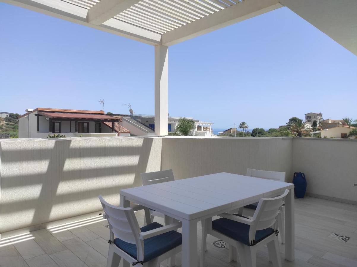 White Wall Luxury Rooms Scala Dei Turchi ريالمونتي الغرفة الصورة